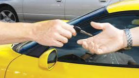 Làm giả giấy tờ để thuê ô tô tự lái rồi mang cầm cố