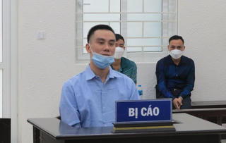 Nhận 7 năm 6 tháng tù sau màn từ chối uống rượu