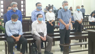 Cựu Bộ trưởng Bộ Công Thương Vũ Huy Hoàng chuẩn bị hầu tòa