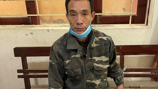 Chú ruột dùng súng tự chế bắn vợ chồng cháu trai