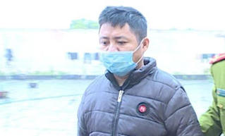 Nam thanh niên đốt ô tô của hàng xóm