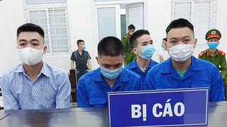 Nhiều thanh niên lĩnh án tù sau cuộc hỗn chiến bằng gươm, súng