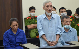 Cặp vợ chồng hờ và đồng bọn nhận án vì buôn bán chất cấm