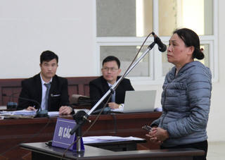 Đường “Nhuệ” vắng mặt trong phiên xử vợ chồng giám đốc