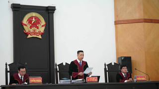 Cựu Chủ tịch UBND tỉnh Bình Dương được giảm 1 năm tù