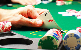 Hai phó Chủ tịch Hiệp hội Golf và nhiều người khác bị truy tố vì đánh bạc