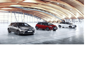 Toyota Viêt Nam và Lexus Việt Nam giảm giá cho nhiều mẫu xe