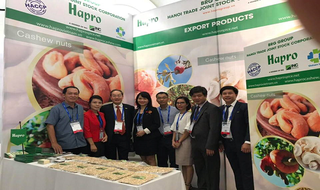 Hapro ký được hợp đồng xuất khẩu điều trị giá khoảng 1 triệu USD tại Hội nghị điều Quốc tế 