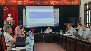 Chuyển đổi cơ cấu kinh tế: Đang có sự mất cân bằng giữa kinh tế trong nước với khu vực FDI