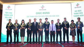 HNX tôn vinh 10 công ty chứng khoán tiêu biểu 2019-2020