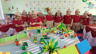 Gần 8,7 triệu học sinh tiểu học tham gia chương trình giáo dục về an toàn giao thông 