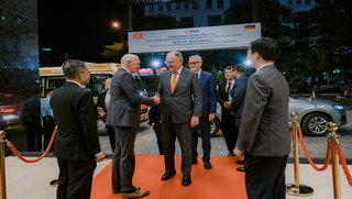 Phái đoàn Bang Lower Saxony đến thăm và làm việc tại PVI: Kết nối cơ hội mới trong hợp tác Việt - Đức