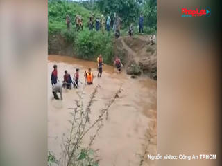 Trắng đêm lội mương, suối tìm cháu bé 4 tuổi bị cuốn trôi