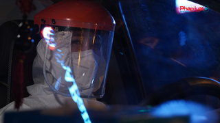 "Bông hồng thép" lái xe cứu thương, xe mai táng giữa "tâm bão dịch" Covid-19