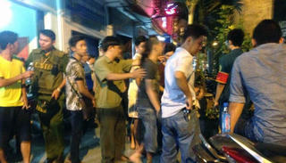 Phạt 15 người trong vụ "hotgirl" gây náo loạn phố Nguyễn Huệ