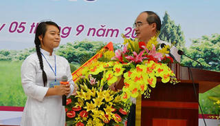 Hình ảnh ấn tượng và cảm động ngày khai giảng
