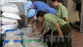 Người Hà Nội nên cẩn trọng với bánh Trung thu gia công