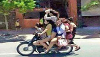 Dẹp “đội quân” chuyên chở “gái dịch vụ”  đánh võng đường Hà Nội