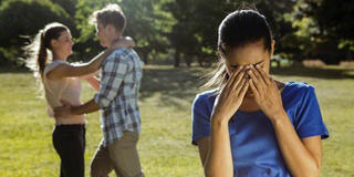 Bị vợ “rao bán” 20 triệu đồng, chồng trăng hoa đòi ly hôn