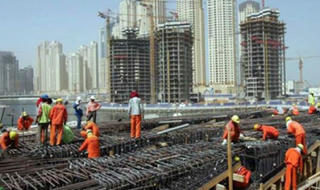 Công bố đường dây nóng hỗ trợ lao động người Việt tại Qatar