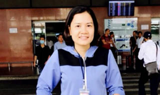 Nhân viên sân bay Nội Bài trả lại hàng trăm triệu đồng cho hành khách