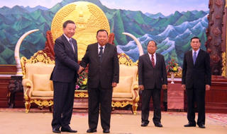 Tổng Bí thư Lào đánh giá cao kết quả hợp tác của Công an Việt Nam - Lào