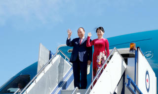 Thủ tướng đến Canberra, bắt đầu thăm chính thức Australia