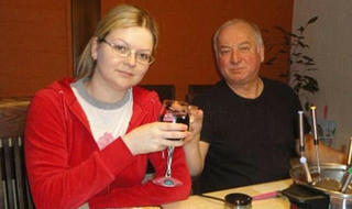 Vụ điệp viên Skripal bị đầu độc: Nga yêu cầu Anh hỗ trợ điều tra