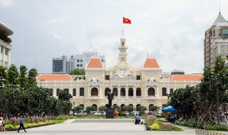 Từ 7/5, cán bộ TP HCM bị kỷ luật không được đi công tác nước ngoài