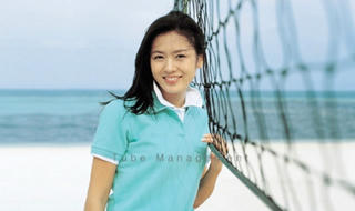 Ngoại hình thuở mới vào nghề của 'chị đẹp mua cơm' 