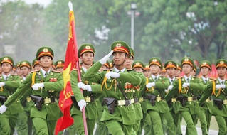 Tại sao Dự thảo Luật công an quy định hàm Trung tướng với Cục trưởng cục đặc biệt?