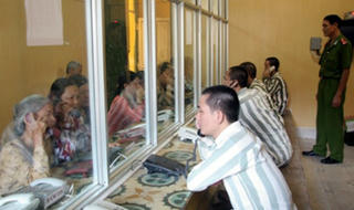 Quy định gửi thư cho phạm nhân trong tù