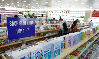 Tìm được 'lời giải' cho 'bài toán' lãng phí SGK?