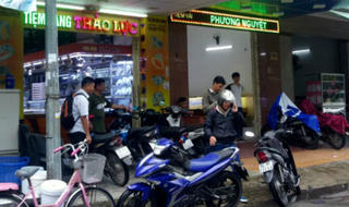 Vụ đổi 100 USD bị phạt 90 triệu đồng, vì sao 8 tháng sau mới có quyết định xử phạt?