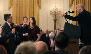 Báo chí Mỹ sục sôi vụ Tổng thống Trump 'cấm cửa' phóng viên CNN