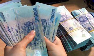 Thưởng Tết dương lịch 2019 và Nguyên Đán Kỷ Hợi có phải đóng BHXH?