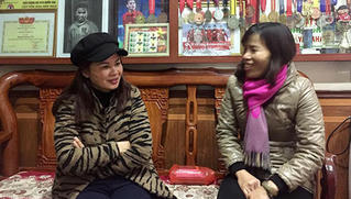 Mẹ Quang Hải: 'Xem đội bạn đá hồi hộp như đội con mình'