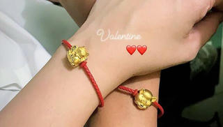 Dàn bạn gái tuyển U23 Việt Nam hào hứng khoe quà được tặng ngày Valentine
