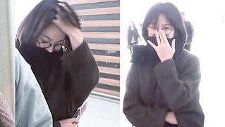 Song Hye Kyo gây chú ý khi không đeo nhẫn cưới giữa bão tin đồn ly hôn