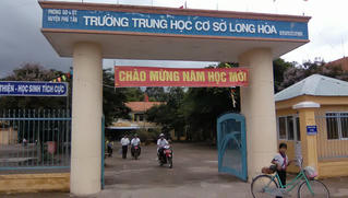 Đề nghị kỷ luật thầy giáo đánh nữ sinh lớp 7
