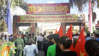 Người dân Đất Mũi tưởng nhớ công ơn Quốc Tổ Hùng Vương