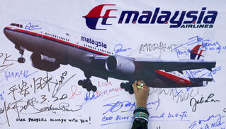 MH370 gặp nạn vì chở pin và trái cây?