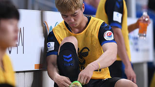 Công Phượng bị bỏ rơi trong trận thắng của Incheon United