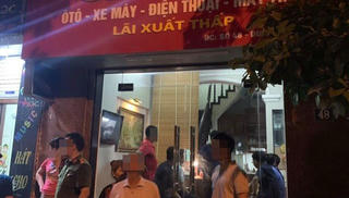 Bắt bà chủ tiệm cầm đồ làm con tin, đặt 'bẫy điện' ngăn công an giải cứu