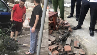 Truy bắt 2 nhóm vác dao, súng 'thanh toán' nhau trên phố giữa ban ngày 