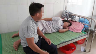 Bé sơ sinh có vết khâu ở cổ chết trong bụng mẹ ít nhất 7 ngày?