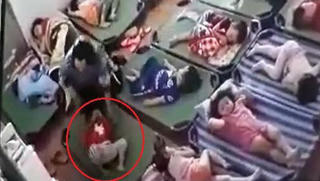 Cô giáo tát trẻ chảy máu mũi vì không chịu ngủ trưa