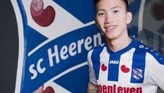 Bất ngờ lý do khiến Văn Hậu lỡ cơ hội chạm trán Ajax Amsterdam