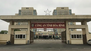 Bắt nguyên Trưởng phòng An ninh chính trị nội bộ Công an tỉnh Hòa Bình