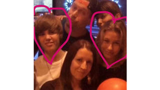 Justin Bieber cảm ơn bố mẹ vợ